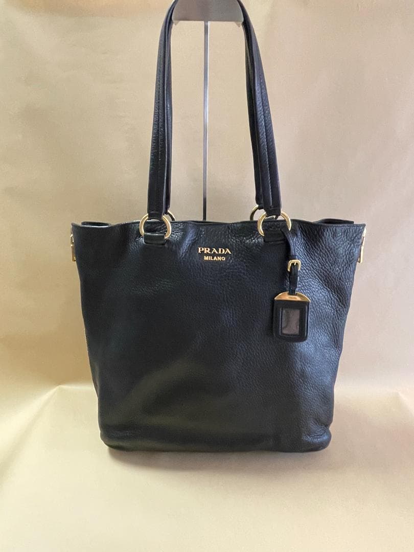 PRADA 黒 ディアレザー（鹿革）トートバッグ Prada レザー ハンドバッグ | ブラック | FARFETCH JP