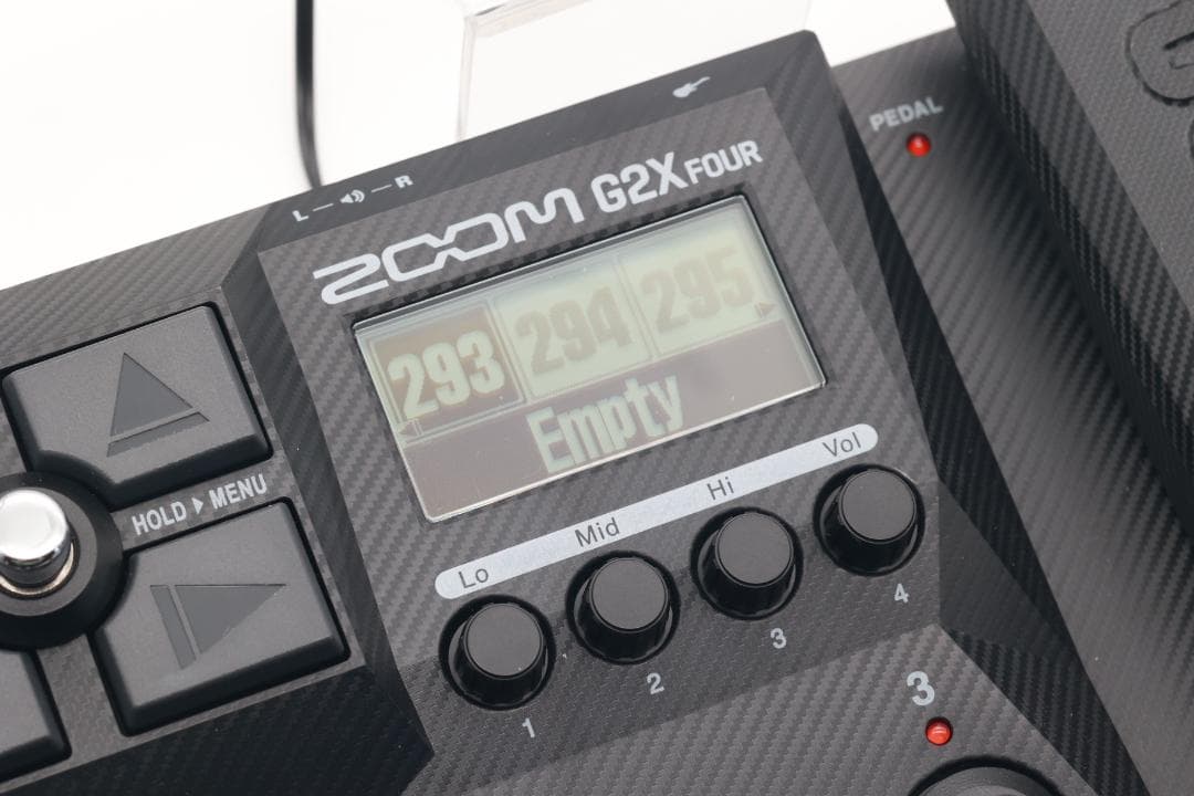 4048】ZOOM G2X FOUR ギターマルチエフェクター ペダル付き ギター