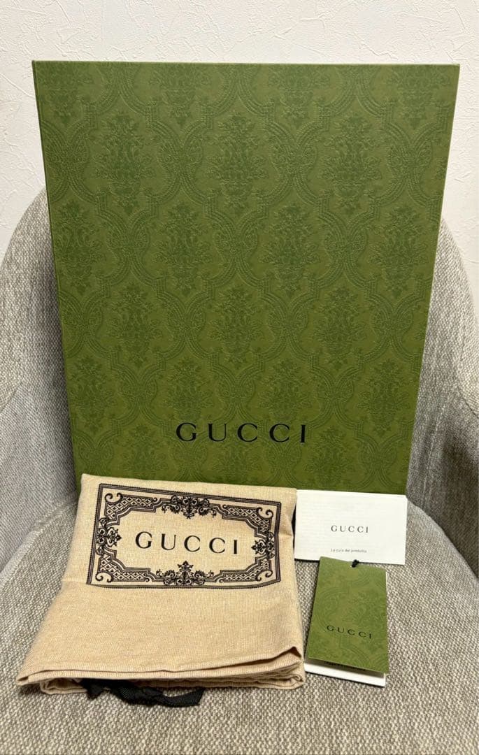 期間限定大幅値下げ】GUCCI ボディバッグ ブラック レザー 645093