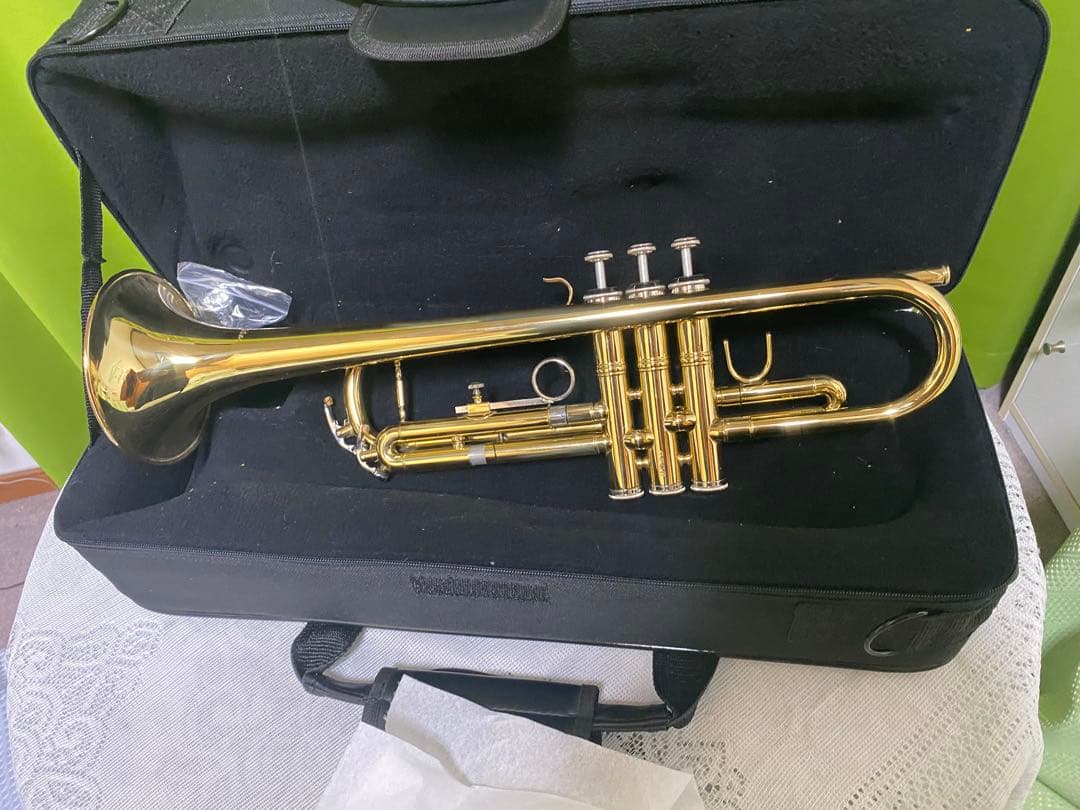 美品　メビウス100　ゴールド　トランペット 新品マウスピース付き