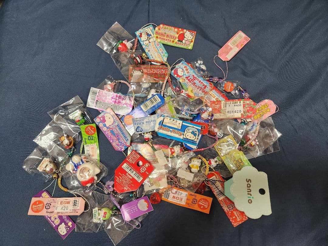 ハローキティ根付けまとめ売り