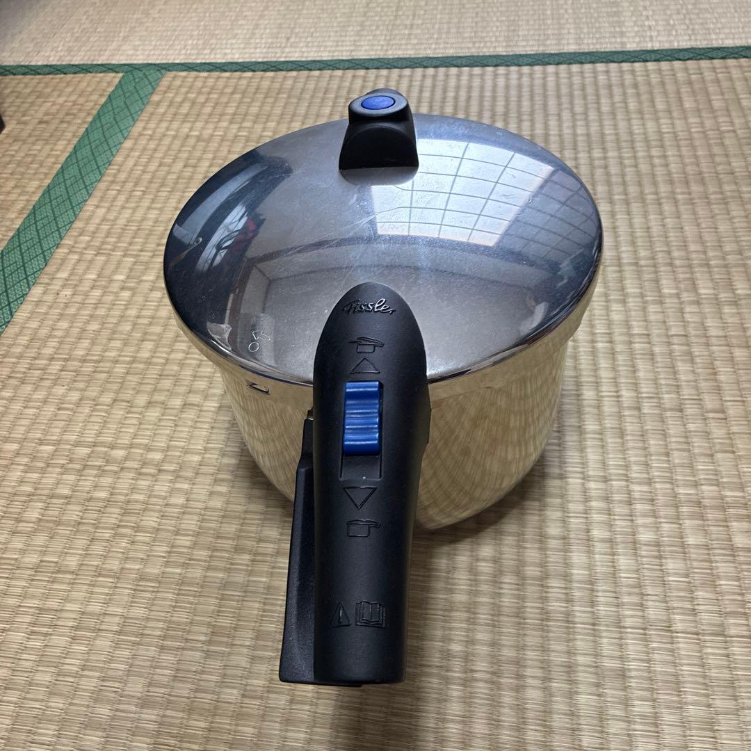 Fissler 中型圧力鍋 ステンレス製　未使用