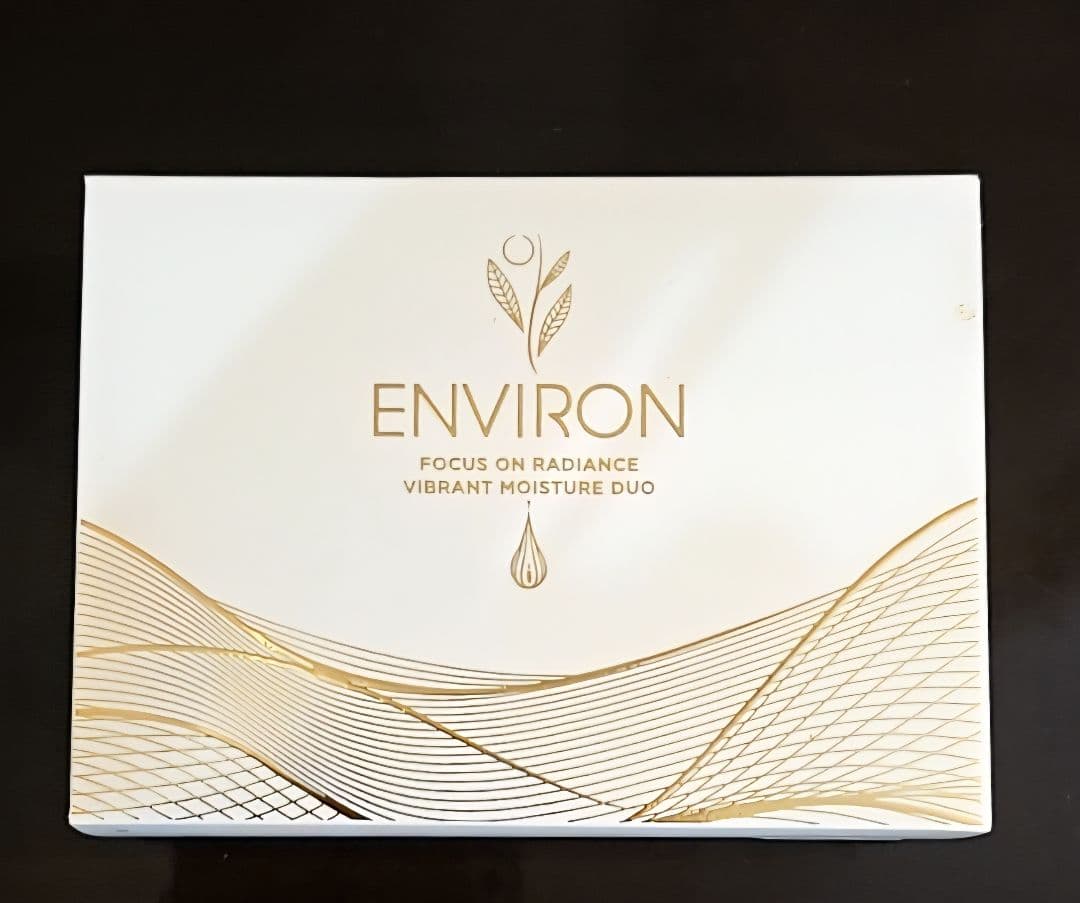 エンビロン フォーカスオンラディアンス ヴァイブラントモイスチャー