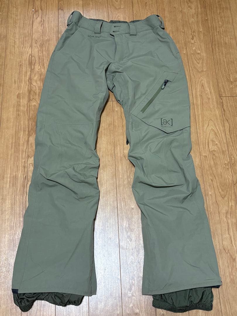 【値下げ中】Burton [ak] スノーボードウェア S カーキ