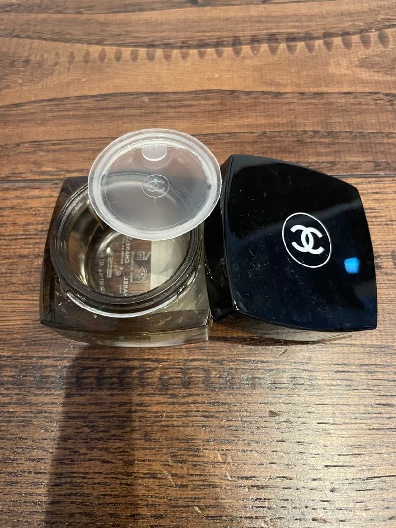 CHANEL LE LIFT】クレーム ユー 15g 空容器 - メルカリ