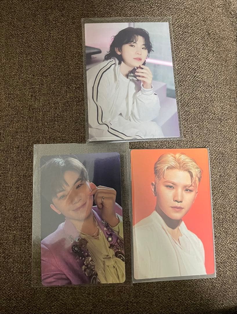 Seventeen ウジ トレカ3枚セット - メルカリ