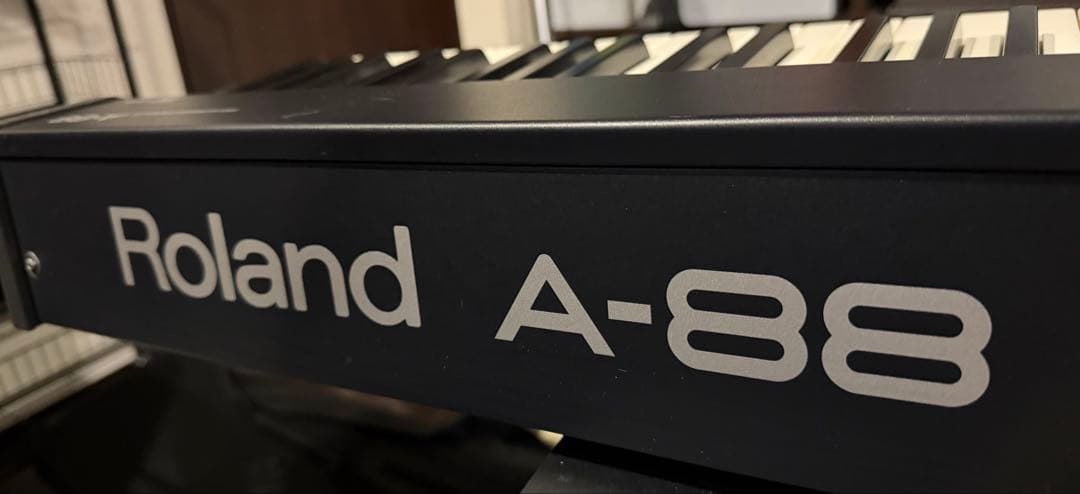 Roland A-88 88鍵MIDIキーボードコントローラー