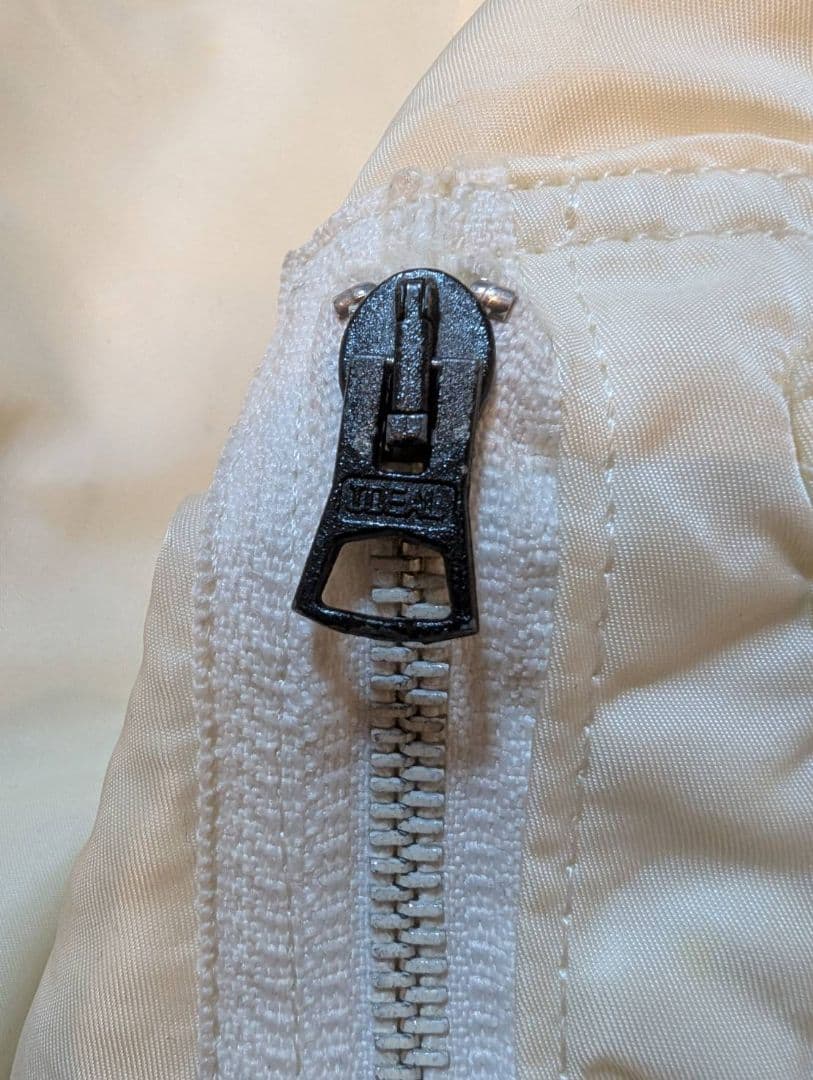 k*k様 非売品【激レア】globe@4_domes スタッフジャンパー MA- - メルカリ