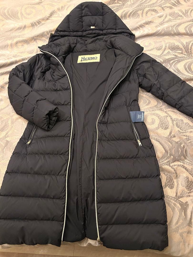 ★HERNO★ヘルノ★ブラック　ダウン★40サイズ HERNO（ヘルノ） ダウンジャケット ラミナー GORE-TEX ゴアテックス