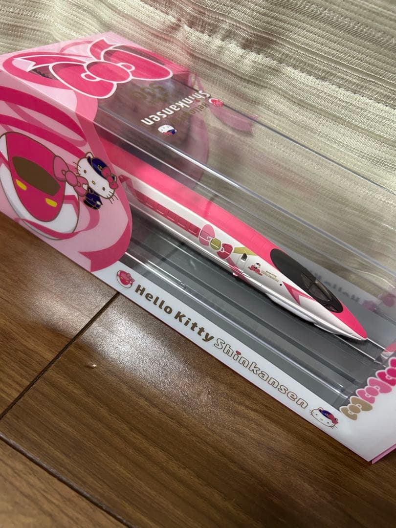Hello Kitty Shinkansen Nゲージ 非売品 - メルカリ