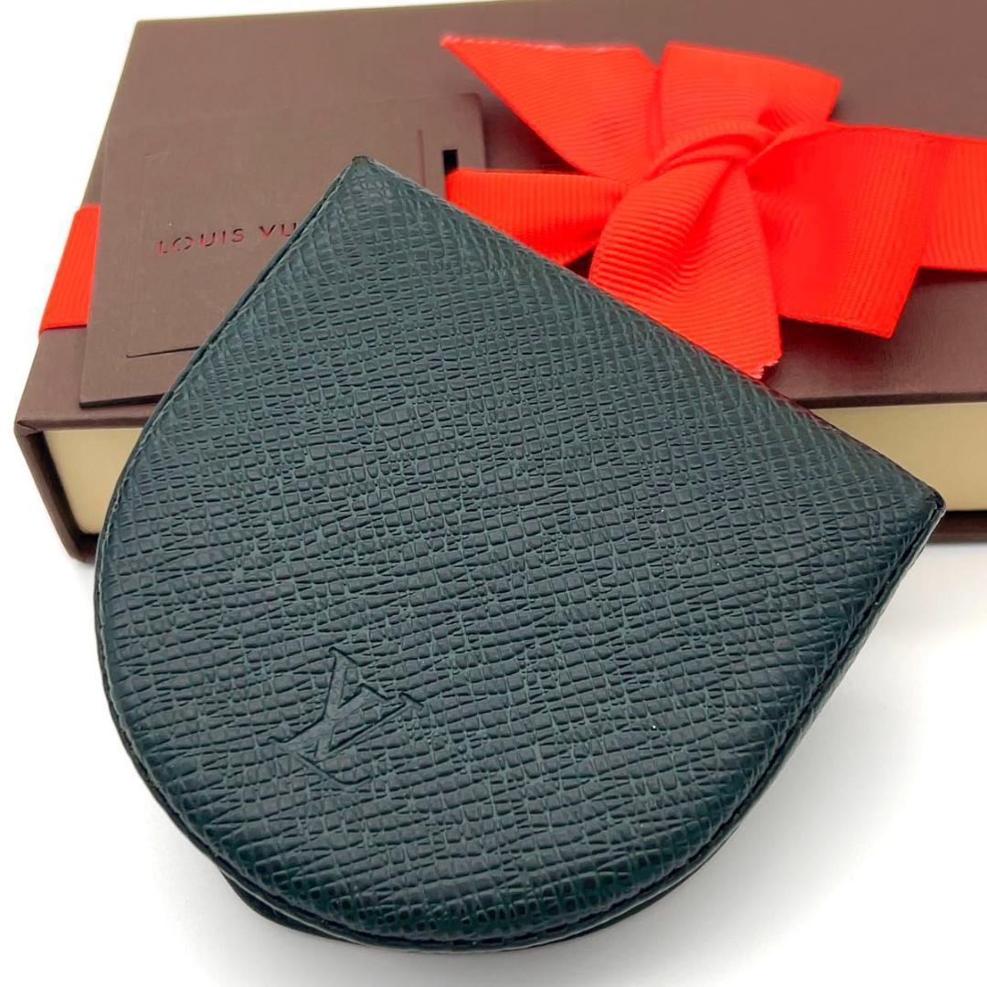 ルイヴィトン タイガ ケース 小銭入れ キュベット エピセア 深緑