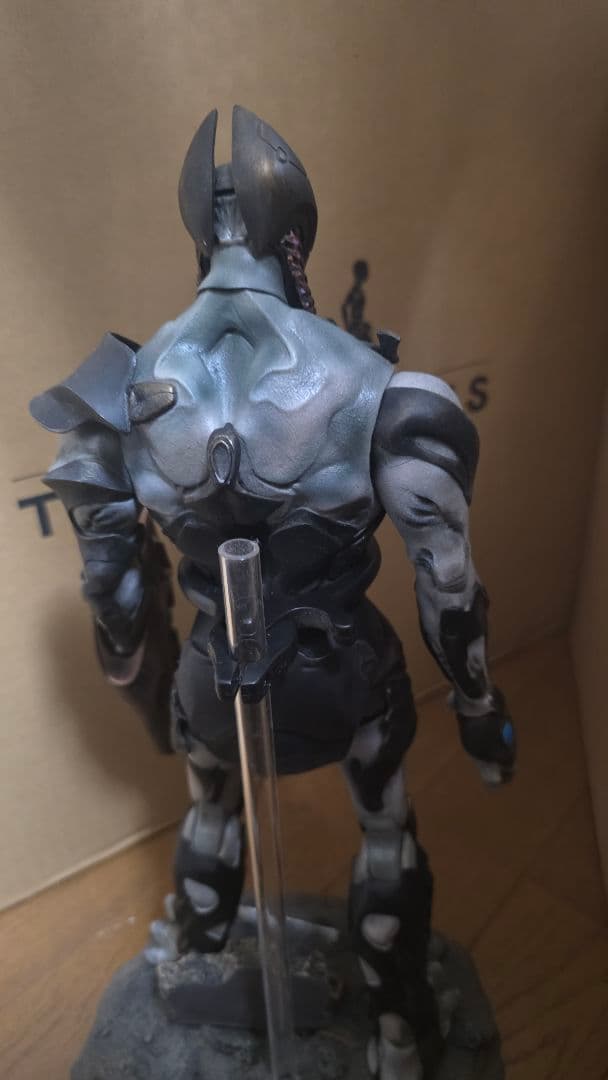 hottoys アベンジャーズ チタウリ・コマンダー - メルカリ