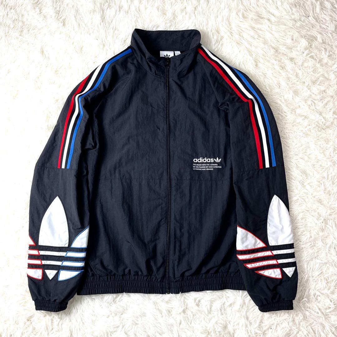 目黒蓮さん着用 アディダス トラックジャージ トリコロール