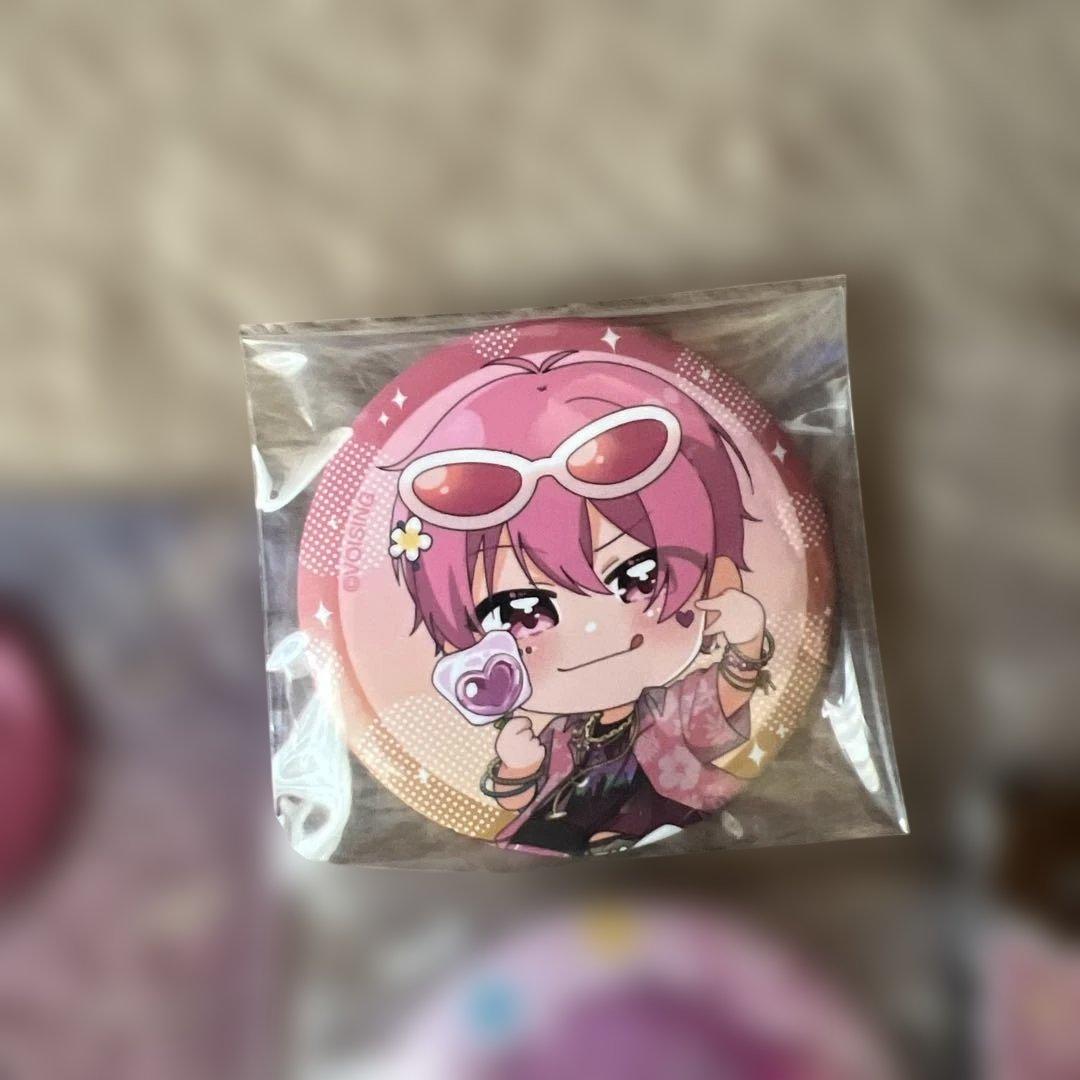 いれいすNaiko アクリルパネル＆缶バッジセット キーホルダー - メルカリ