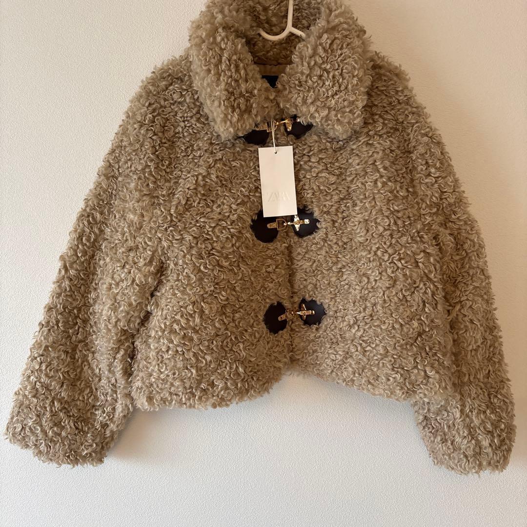 ZARA 新品 トグルボタン フェイクファージャケット XL - メルカリ