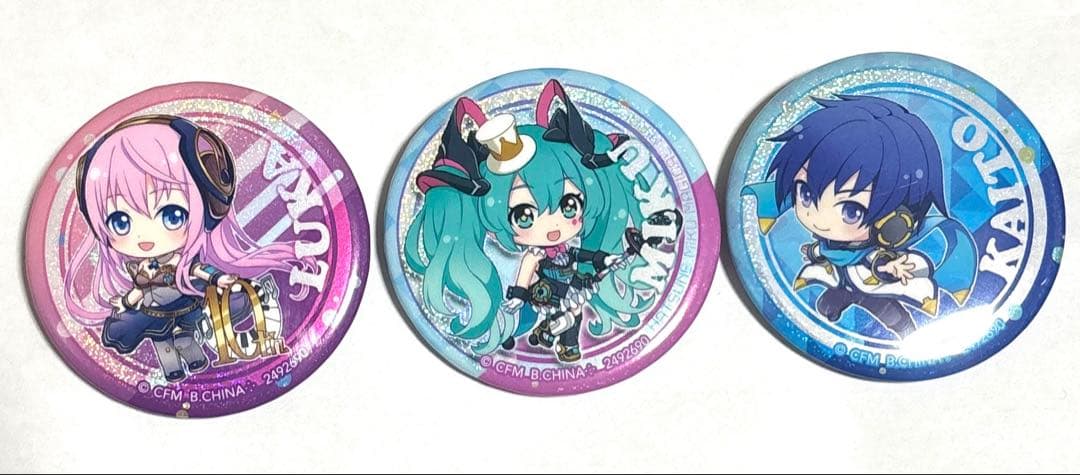マジカルミライ2019 初音ミク 巡音ルカ KAITO 缶バッジ 3種セット