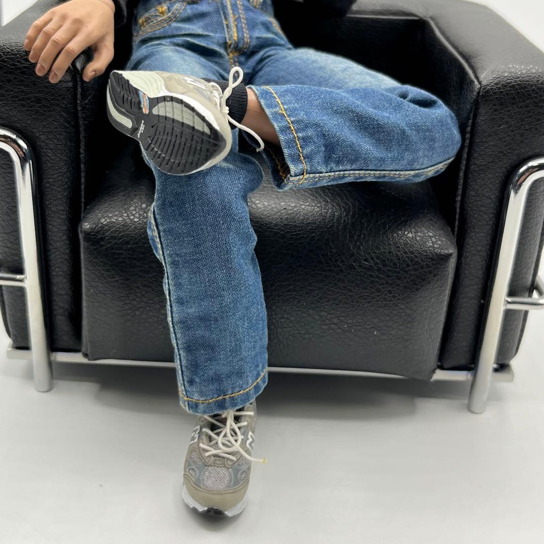 希少】スティーブ・ジョブズ フィギュア レジェンド・トイズ - メルカリ