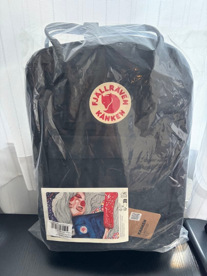 Fjällräven Kanken laptop13ブラック　リュック FJALL RAVEN（フェールラーベン） カンケンラップトップ13 FJALLRAVEN