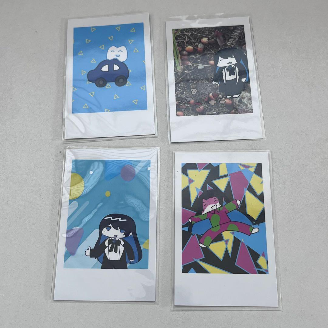 Ado 心臓 アクリルスタンド チェキ風トレーディングカード - メルカリ