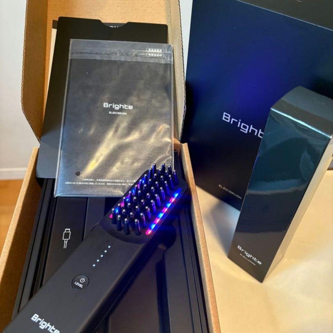 【美品】Brighte エレキブラシ 未開封化粧水セット