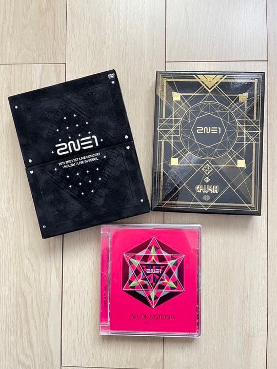 2NE1 トゥエニーワン CDアルバム、LIVE DVD 3点セット