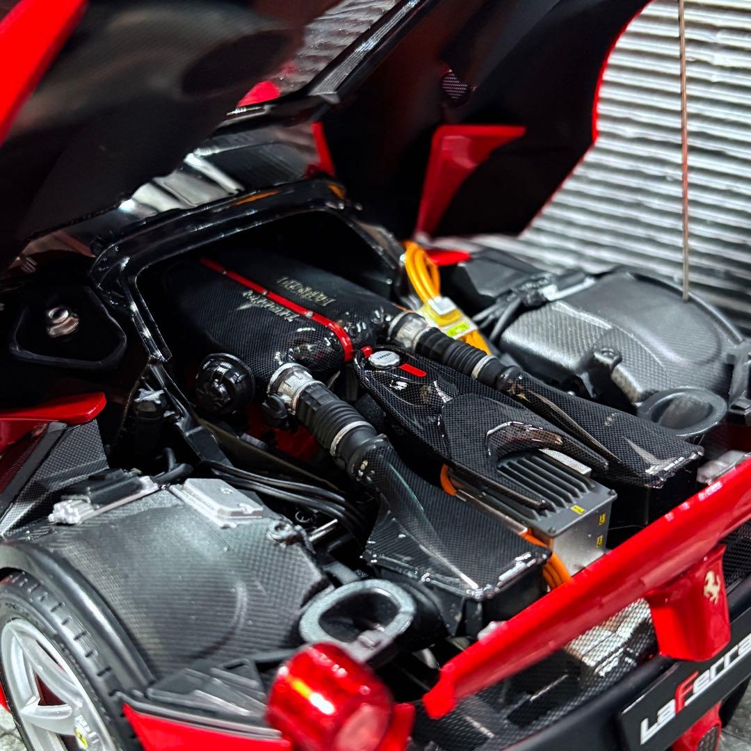 1/18 BBR フェラーリ ラ フェラーリ ロッソコルサ 322 - メルカリ