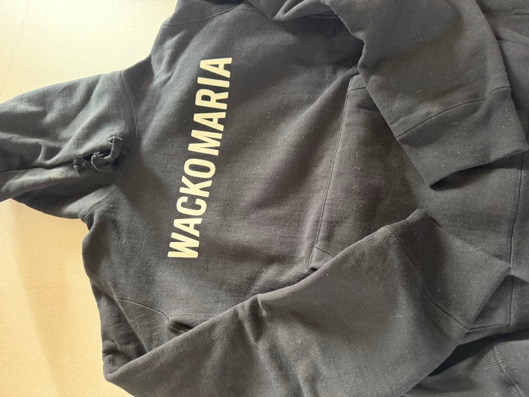 T*i様 【極美品 芸能人着用】WACKO MARIA ロゴプリントパーカー 黒