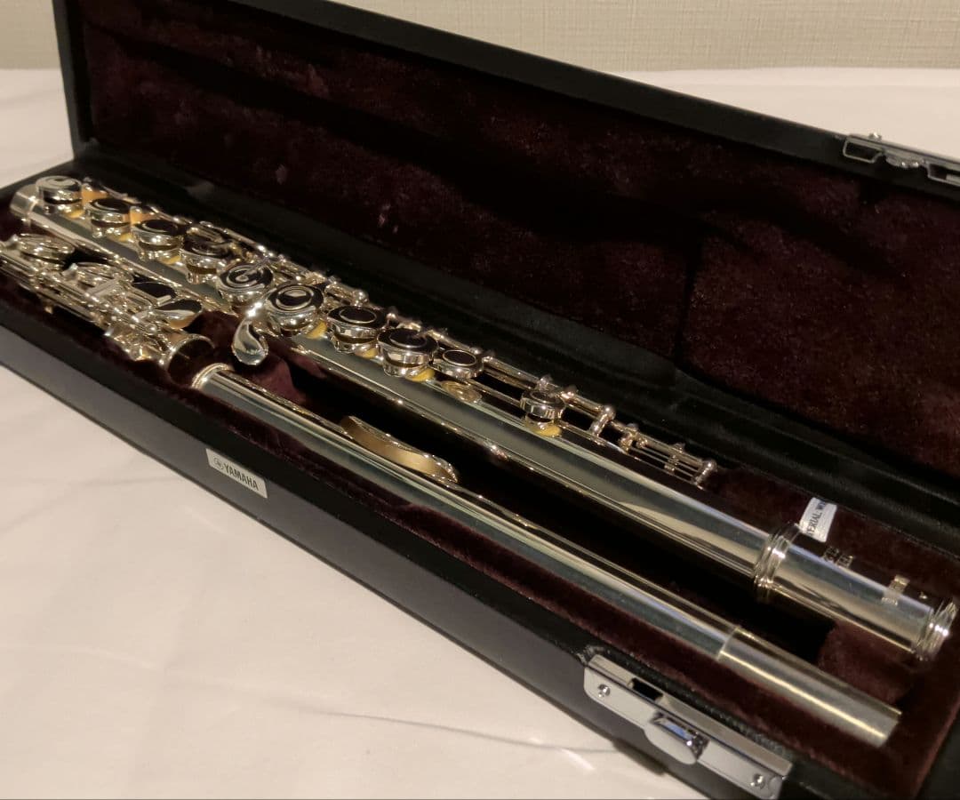 【美品】YAMAHA フルート YFL-212(ケース・付属品付)
