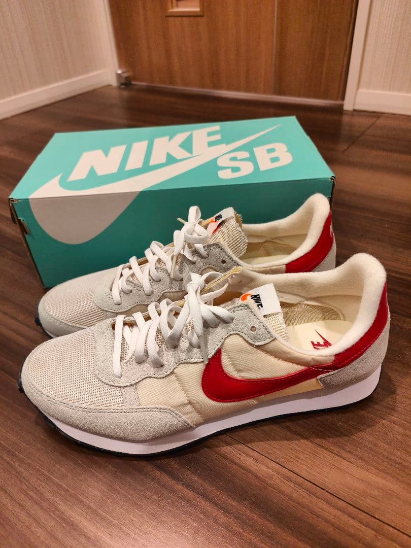 28㎝ ナイキ チャレンジャー OG CW7645-100 スニーカー