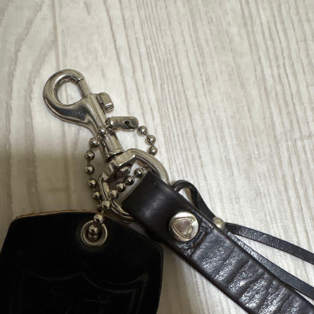 HTC レザーキーホルダー スタッズ ターコイズ 茶芯