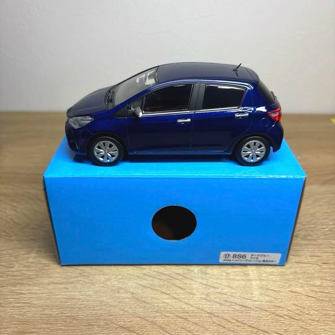 トヨタ ヴィッツ ジュエラ 後期 ダークブルー カラーサンプルミニカー 非売品