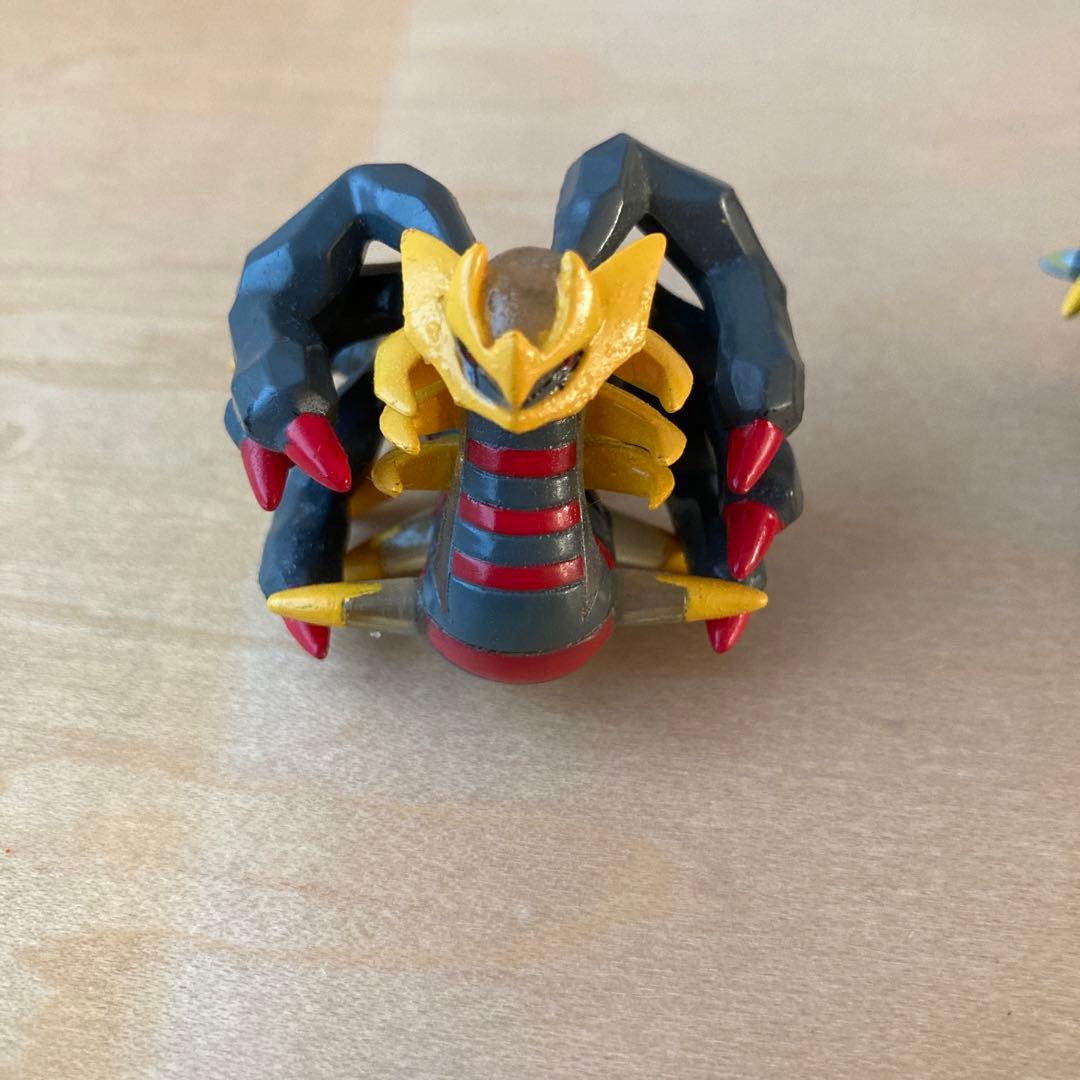 貴重 モンコレ ギラティナ 4体セット - メルカリ