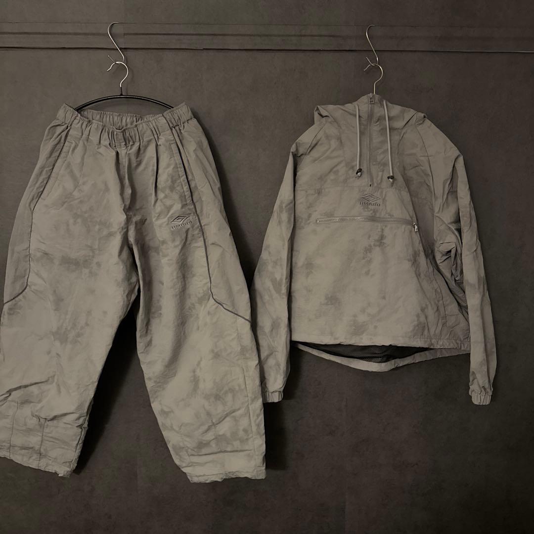 UMBRO ハーフジップ ナイロン製　パーカー　セットアップ