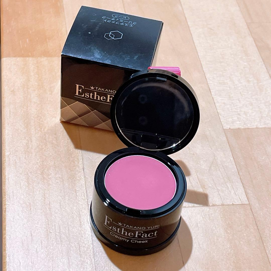 エステファクト クリーミィチーク チークカラー 未使用 箱あり たかの