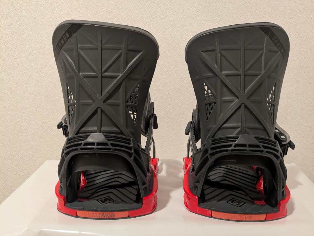 Salomon DEFENDER Sサイズ　スノーボード ビンディング