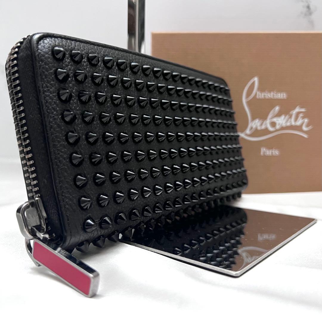 ◇極美品◇ルブタン パネトーネ スパイクスタッズ長財布 ブラック