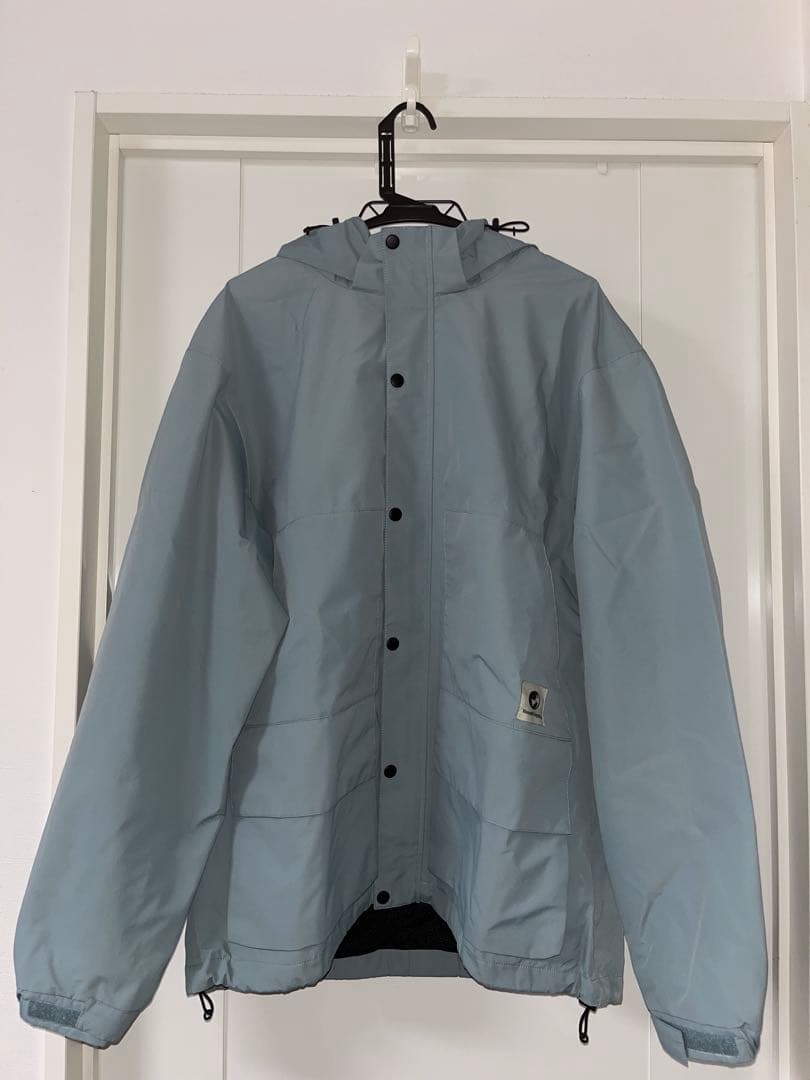 【限定値下げ】NOMADIK スノーボードウェア上下セット　Lサイズ ポンタぺス（PONTAPES） スノーボードウェア 上下セット スノボウェア