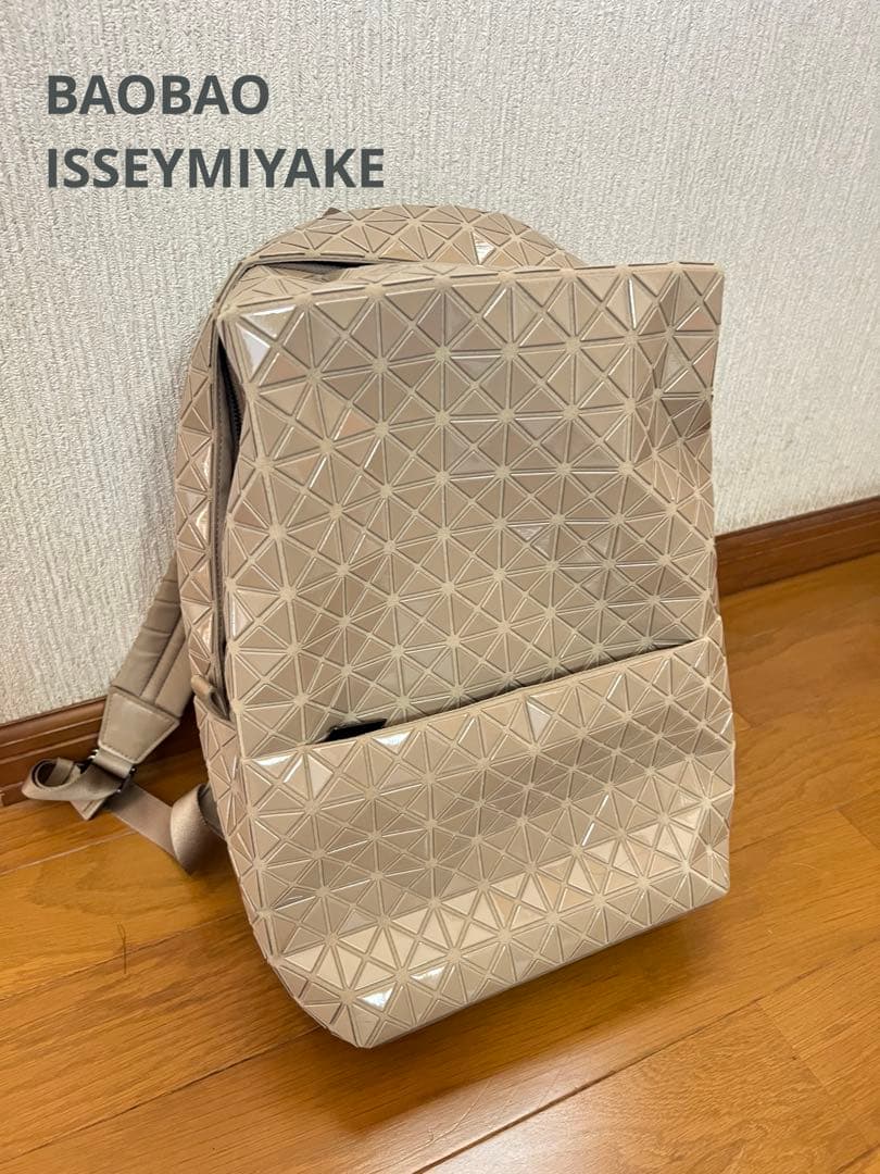 新品　BAOBAO ISSEY MIYAKE バックパック バオ バオ イッセイ ミヤケの12月の新作バッグは「音楽的な調和」が