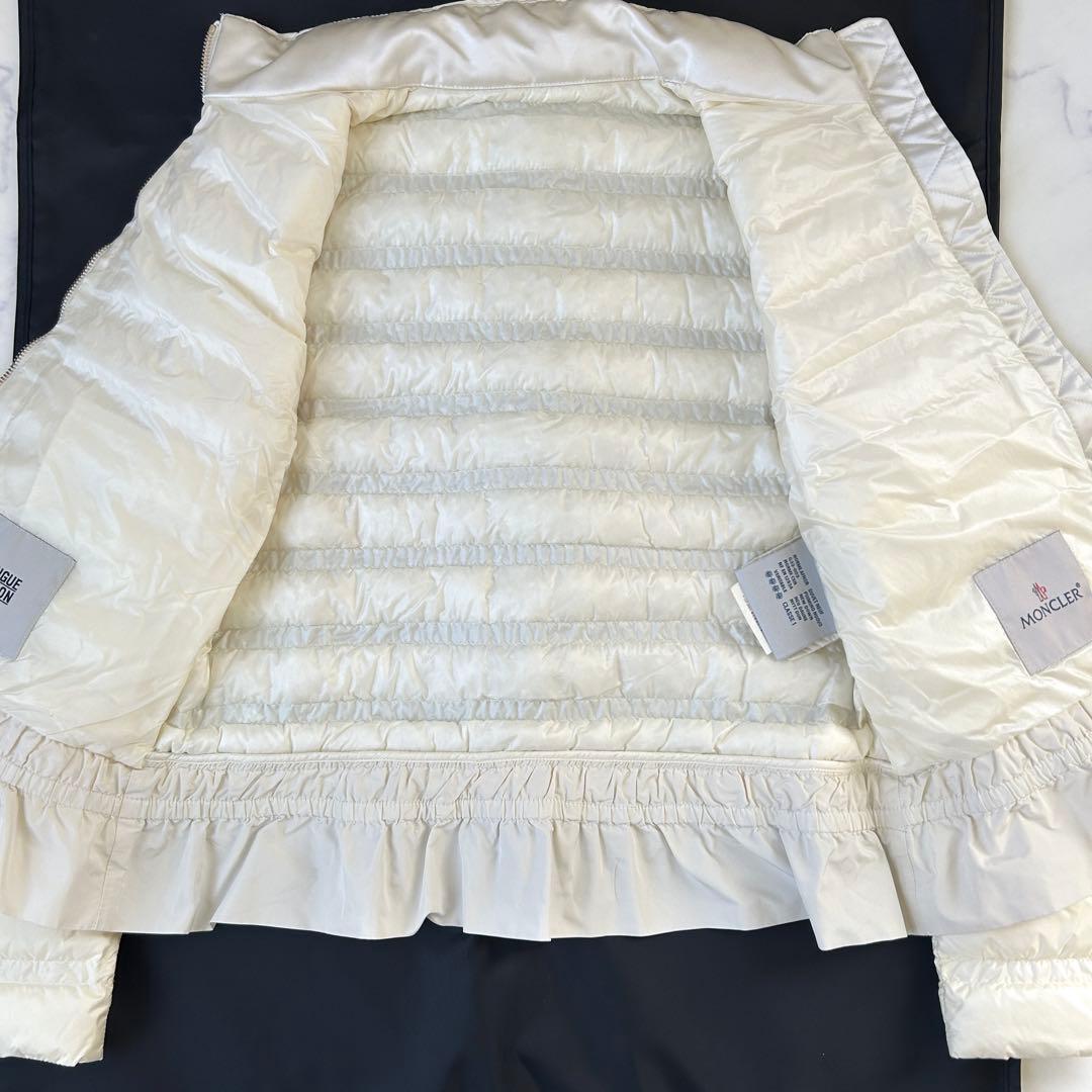 Papipu様専用 極美品 モンクレール ダウンジャケット アネモネ