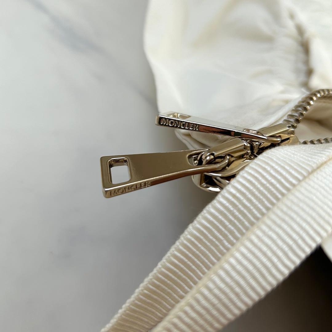 Papipu様専用 極美品 モンクレール ダウンジャケット アネモネ