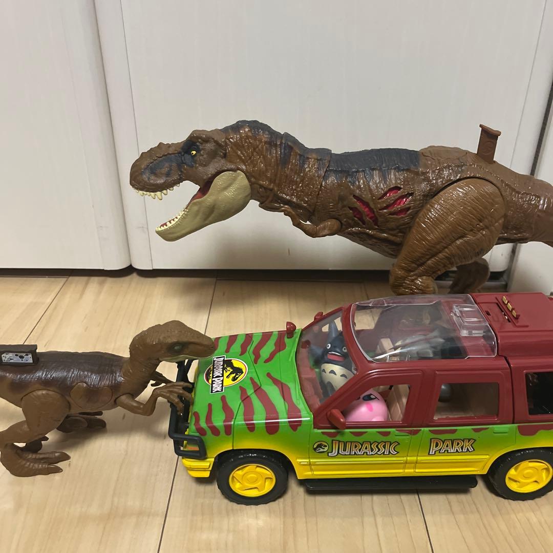 ジュラシックパーク ツアービークル & ヴェロキラプトル とT-REXセット