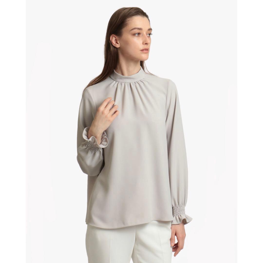 theory luxe 23SS 袖口ギャザースタンドカラーブラウス　グレージュ
