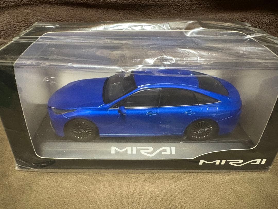 トヨタ ミライ 非売品ミニカー