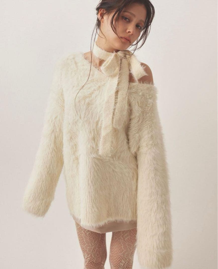 ラ*ス様 PELLICULE ribbon muffler knit