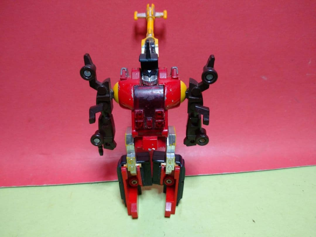 超激レア!30年物中古品 タカラ ダイアクロン 昆虫ロボ カブトロン