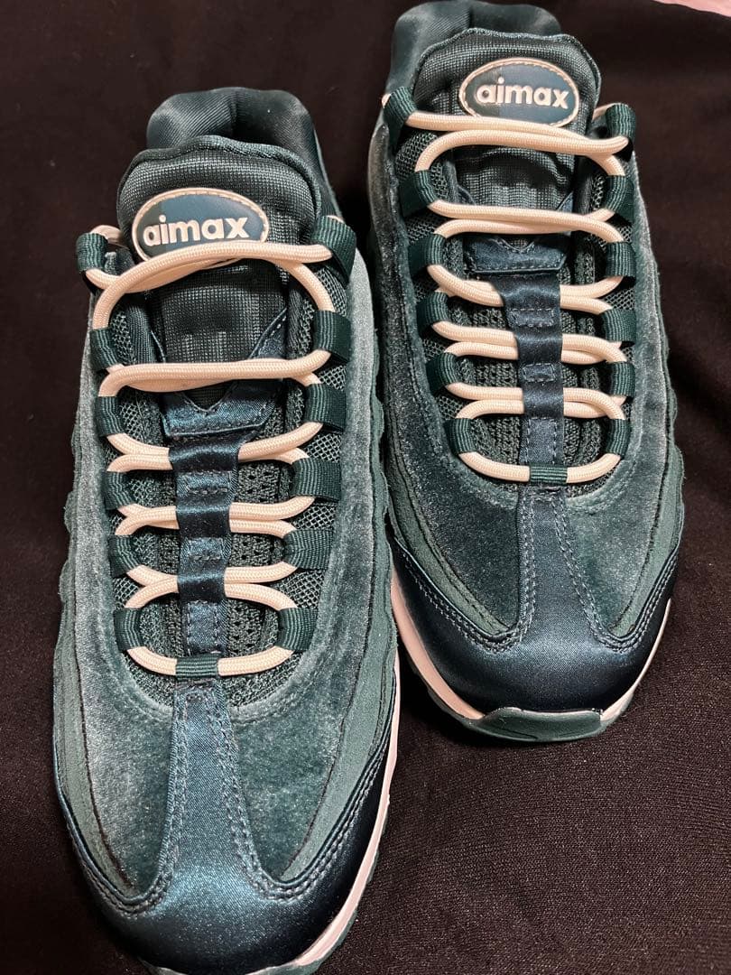 Nike AIR MAX95 ベルベット