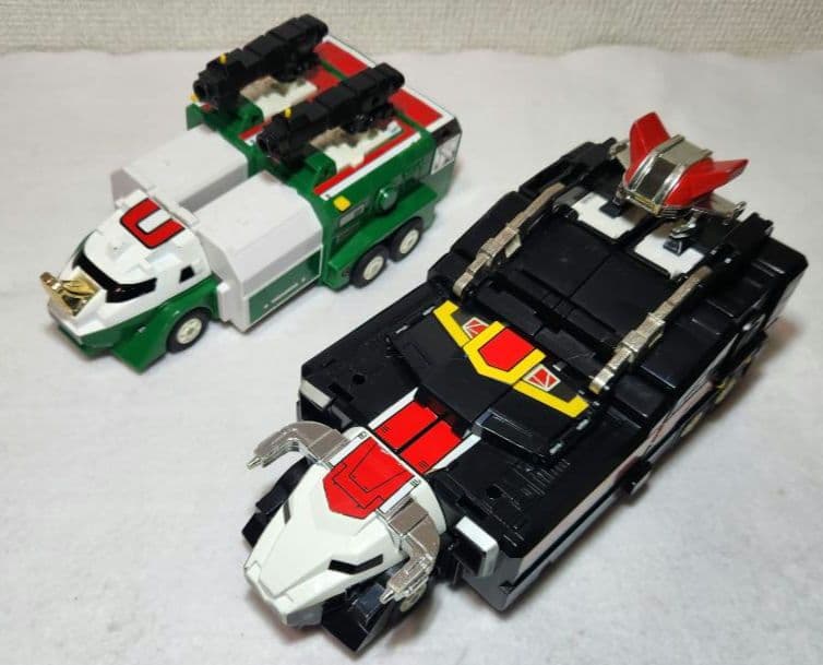 バンダイ 鳥獣戦隊ライブマン DX超合金 スーパーライブロボ ライブ