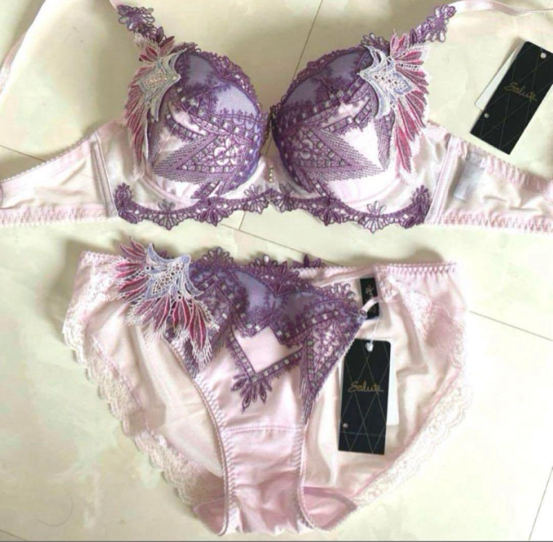 専用！☆ワコール サルート C70・M☆79G