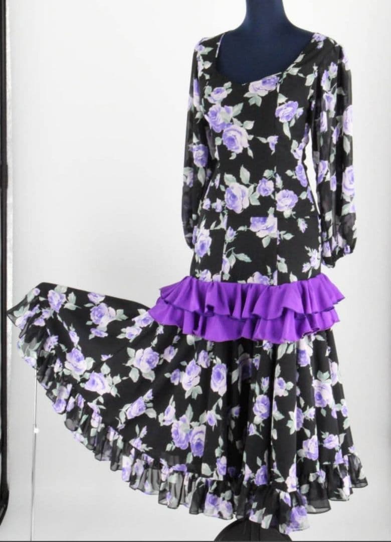 美品！フラメンコ衣装 Мサイズ相当 日本製 - メルカリ