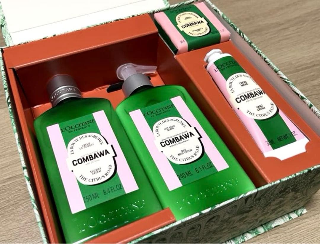 【新品未使用】L'OCCITANE COMBAWA セット